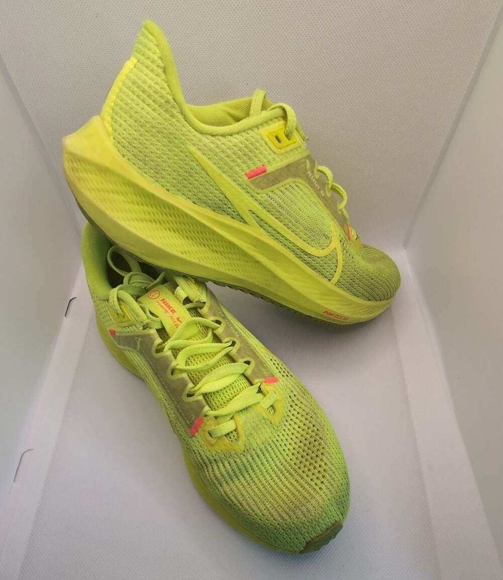 Nike Air Zoom Pegasus 40 Women's Running Shoes in Volt